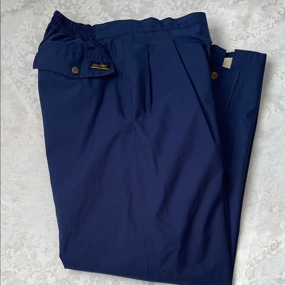 GORE-TEX Pants - Vintage GORE-TEX Women’s Deep Blue Cargo Pants.  Size small.